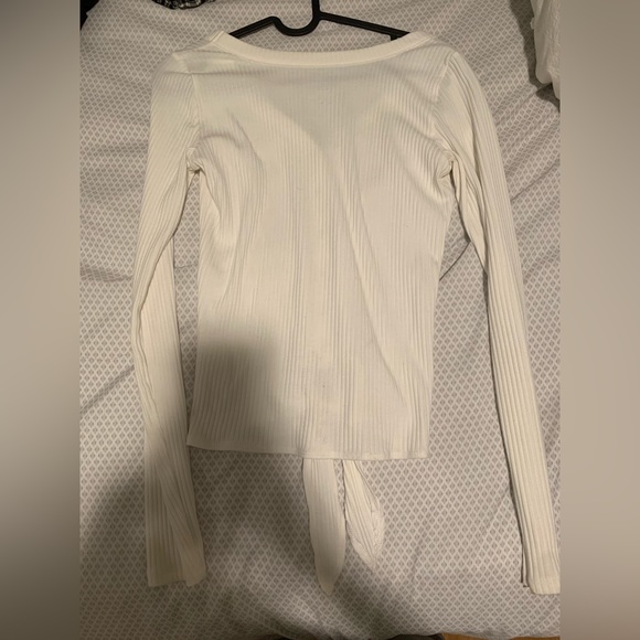 Hollister Top - Picture 2 of 2